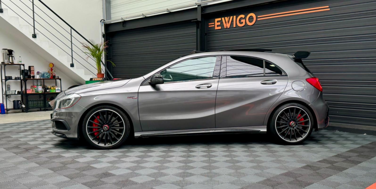 Mercedes Classe A - A45 AMG SPEEDSHIFT-DCT PACK AERO TOIT OUVRANT/SIEGES ELEC CHAUFFANTS/CAMERA/KEYLESS