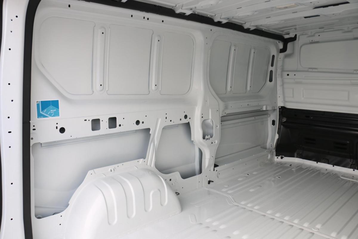 Renault Trafic - L2H1 3000 Kg 2.0 Blue dCi - 150 III FOURGON Grand Confort PHASE 3