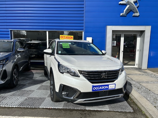 PEUGEOT 5008 - 1.6 BLUEHDI ALLURE S&S BVM6 120 (2017)