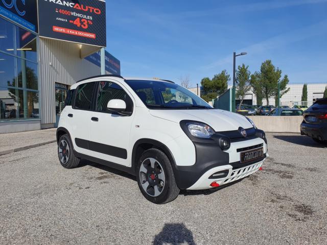 Fiat Panda MY23 1.0 70 ch Hybride BSG S/S Cross